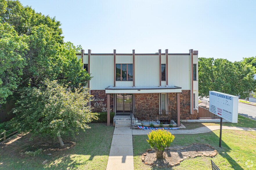 4500 N Classen Blvd, Oklahoma City, OK à louer - Photo du bâtiment - Image 2 de 4