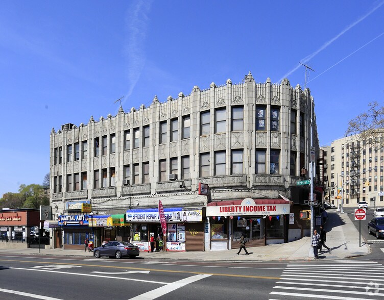 1877 Webster Ave, Bronx, NY à louer - Photo du bâtiment - Image 3 de 4