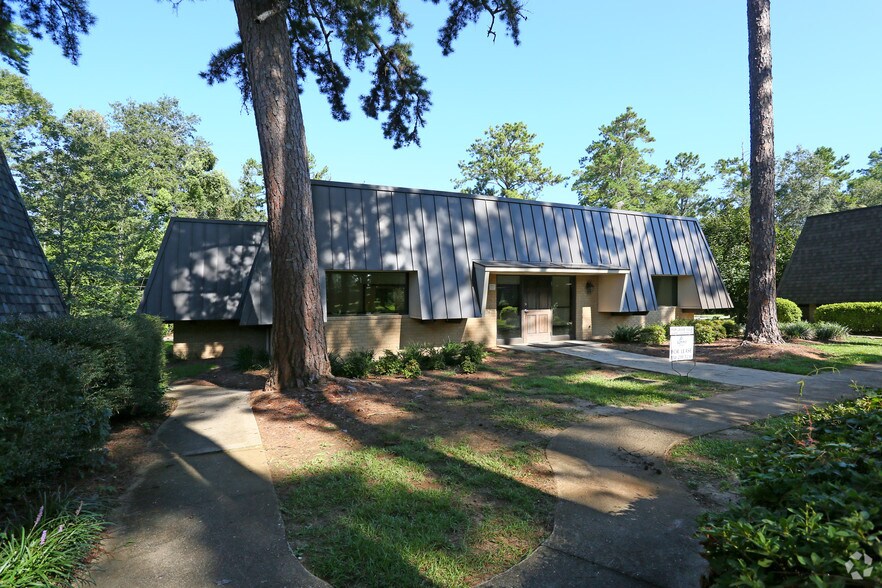 2414 E Plaza Dr, Tallahassee, FL for lease - Primary Photo - Image 1 of 16