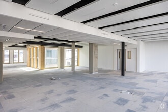 88-90 Rue Cardinet, Paris for lease Interior Photo- Image 2 of 4