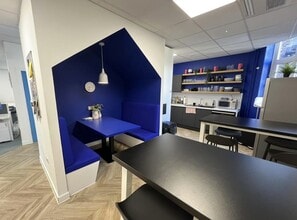 19-20 Clifftown Rd, Southend On Sea for lease Interior Photo- Image 1 of 10