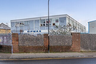 Plus de détails pour 241 GREEN STREET, ENFIELD – à vendre, Enfield