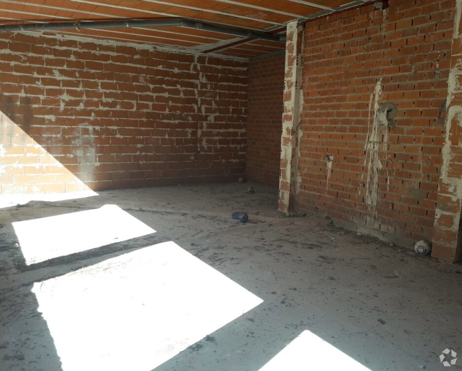 Cebolla, TOL 45680 - - - Interior Photo - Image 2 of 7