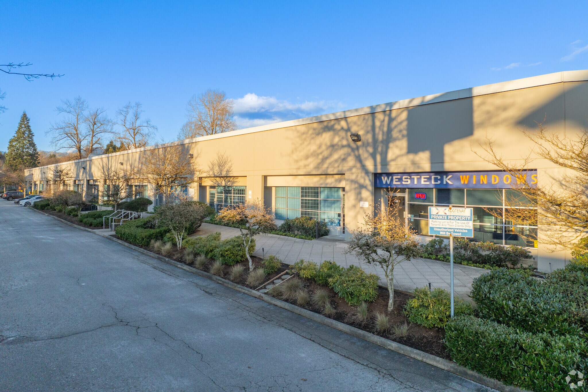 1310-1450 Kootenay St, Vancouver, BC à vendre Photo principale- Image 1 de 1