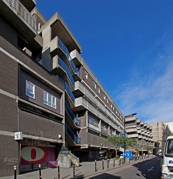 73-97 Middlesex St, Londres à louer - Photo du bâtiment - Image 2 de 9