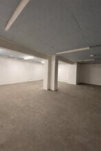 44 Bedwas Rd, Caerphilly for lease Interior Photo- Image 1 of 2