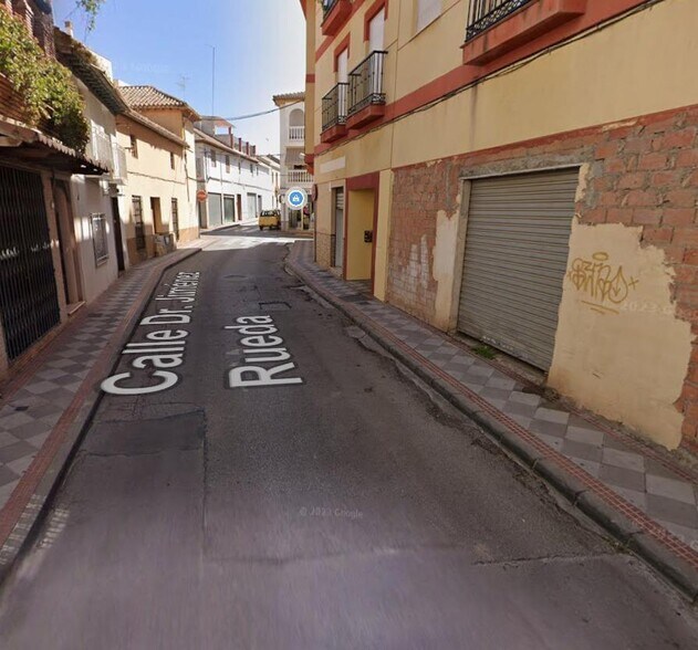Calle Doctor Jiménez Rueda, 1, Atarfe, Granada à vendre - Photo du bâtiment - Image 3 de 5