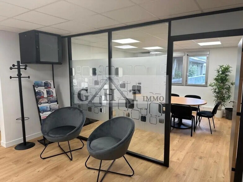 Bureau dans Saint-Mandé à louer - Photo intérieure - Image 2 de 5