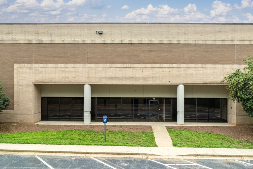 322 Thornton Rd, Lithia Springs, GA for lease - Building Photo - Image 3 of 5
