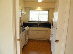 5920 Encina Rd, Goleta, CA for lease Interior Photo- Image 2 of 10