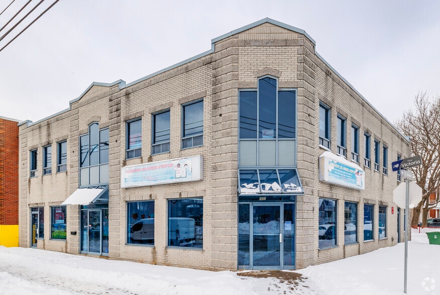 600 Rue Victoria, Montréal, QC for lease - Primary Photo - Image 1 of 2