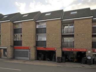Plus de détails pour 864 Garratt Ln, Londres - Commerce de détail à vendre
