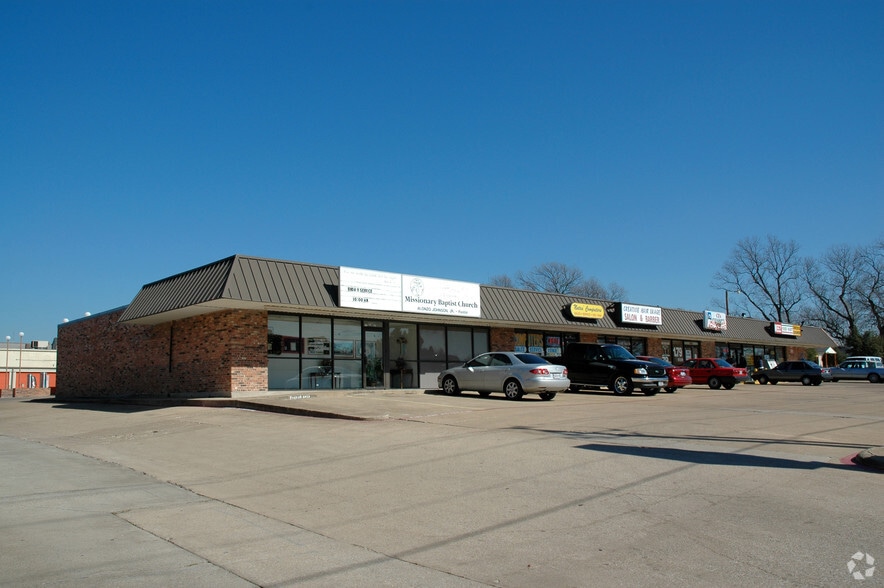 2307-2315 Guthrie Rd, Garland, TX for lease - Building Photo - Image 2 of 5