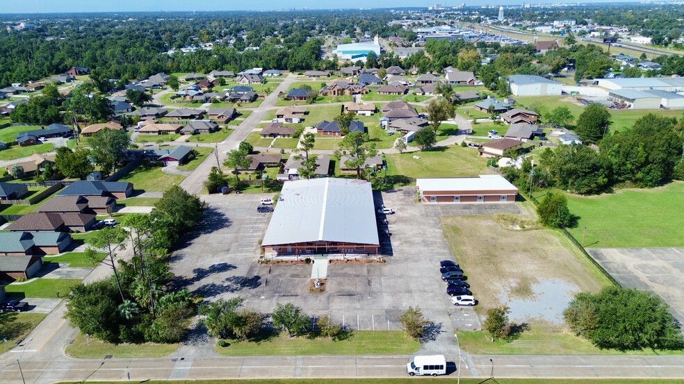 3450 5th Ave, Lake Charles, LA à vendre - Photo du bâtiment - Image 3 de 7