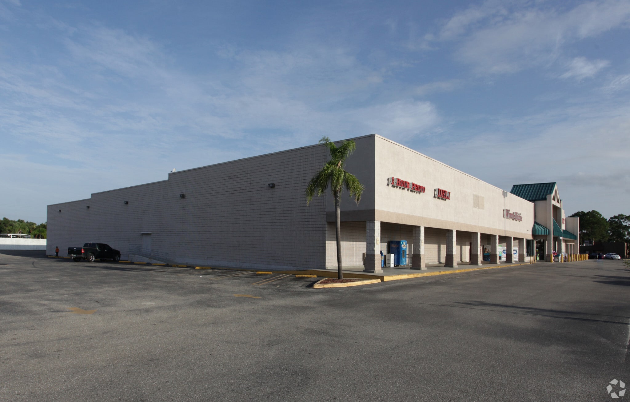 906-960 S Main St, LaBelle, FL for lease Primary Photo- Image 1 of 11