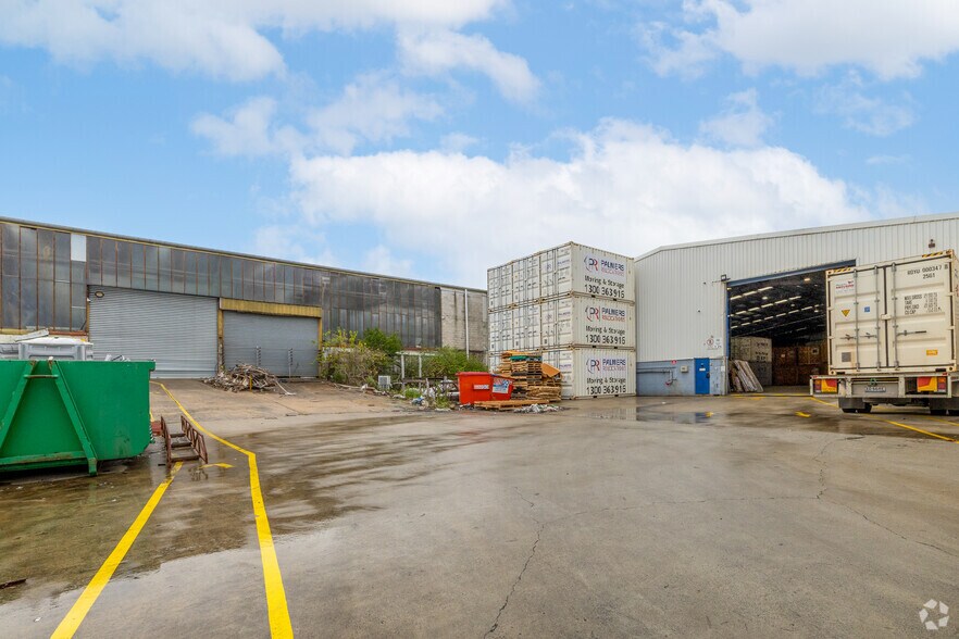 27-33 Roberts Rd, Greenacre for lease - Building Photo - Image 1 of 4