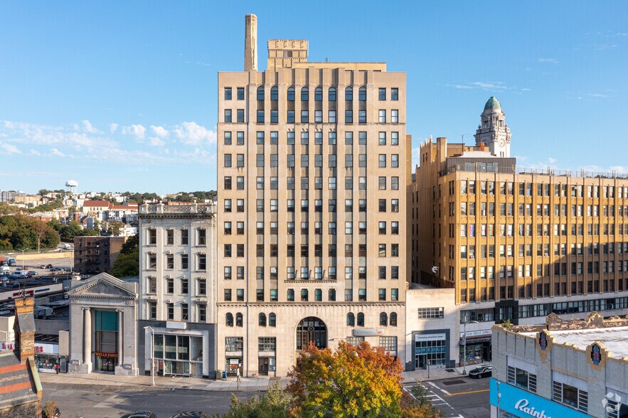 20 S Broadway, Yonkers, NY à louer - Photo du bâtiment - Image 3 de 9