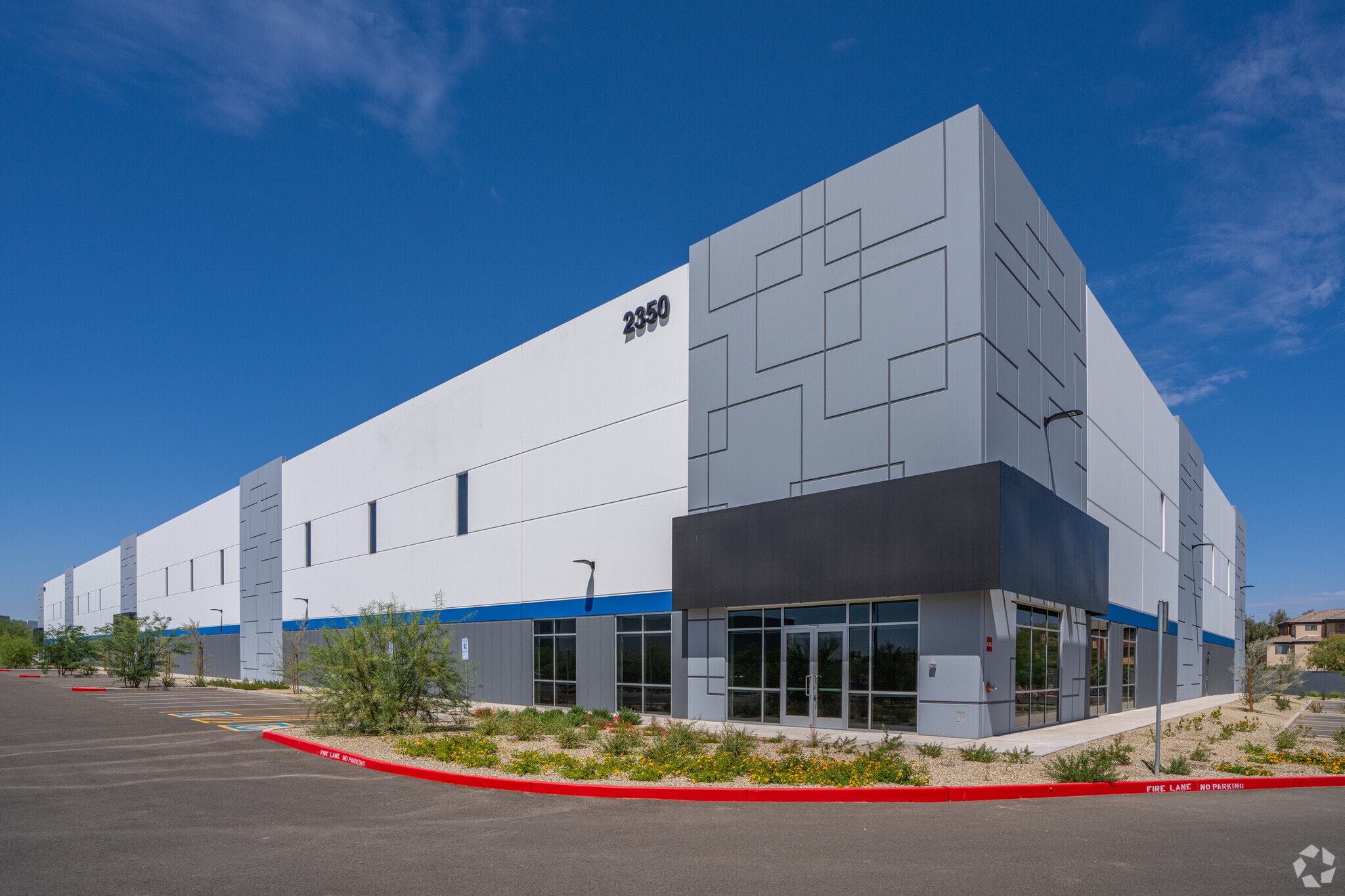 2415-2335 W Corporate Center Dr, Phoenix, AZ for lease Building Photo- Image 1 of 17
