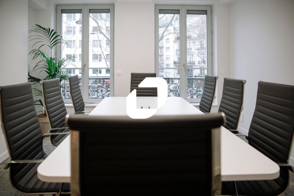 59 Avenue Marceau, Paris for lease Interior Photo- Image 1 of 12