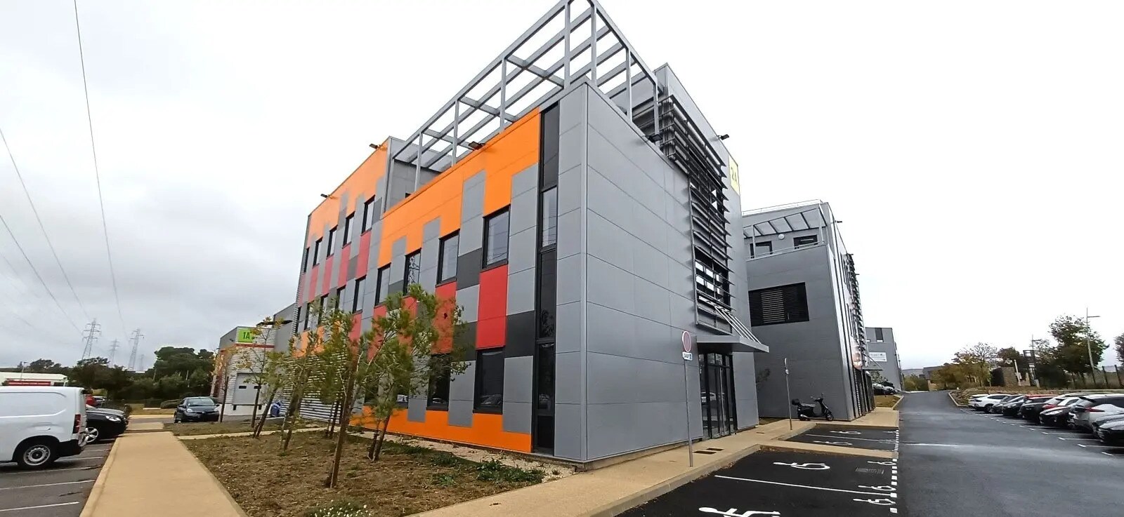 Flex in Montpellier for lease Building Photo- Image 1 of 10