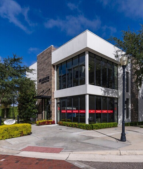 1101-1103 Lewis Dr Dr, Winter Park, FL à vendre - Photo du bâtiment - Image 2 de 2