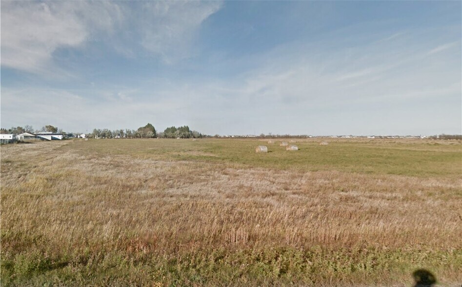 25 54th Avenue SE, Minot, ND for sale - Other - Image 2 of 4