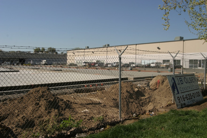 839 F St, West Sacramento, CA for lease - Building Photo - Image 2 of 10