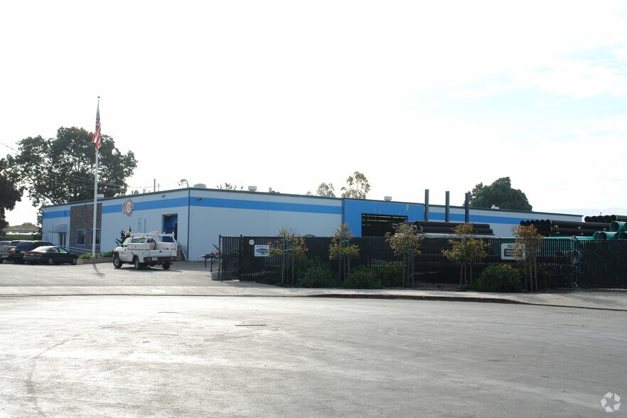 61 & 66 Tarp Circle, Salinas portefeuille de 2 propriétés à vendre sur LoopNet.ca - Photo du bâtiment - Image 2 de 3