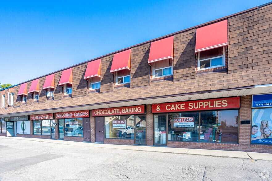 3810-3812 Bloor St W, Toronto, ON à vendre - Photo principale - Image 1 de 1