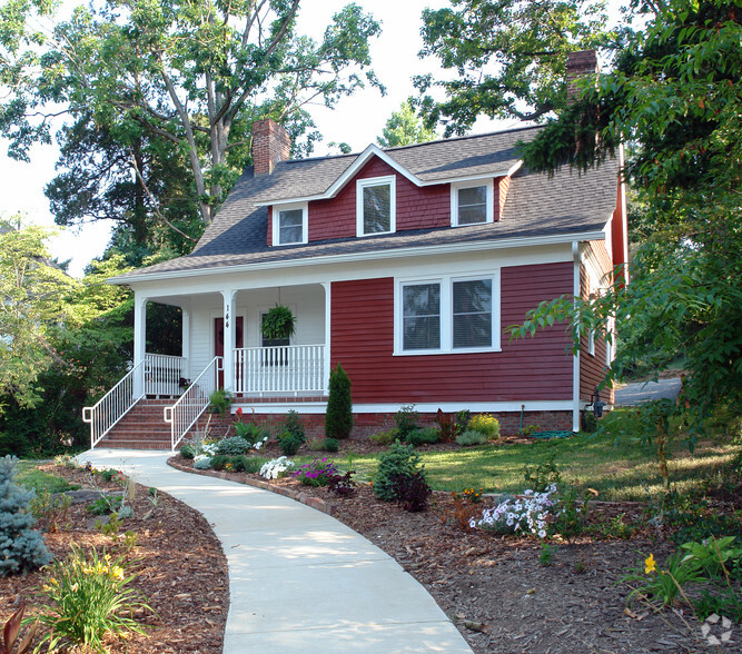 144 E Chestnut St, Asheville, NC à vendre - Photo principale - Image 1 de 2