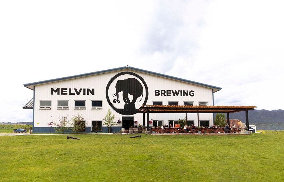 624 Co 101 rd, Alpine, WY for sale - Primary Photo - Image 1 of 1