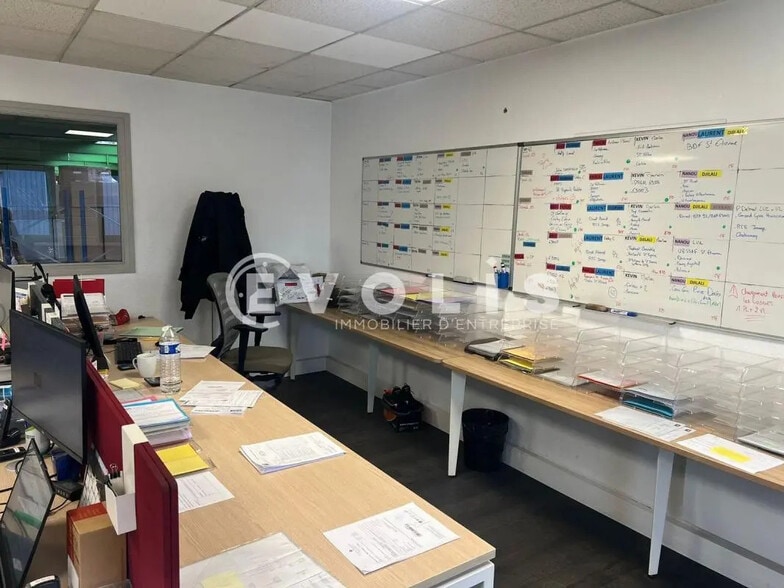 Flex in Genas for lease - Interior Photo - Image 3 of 10