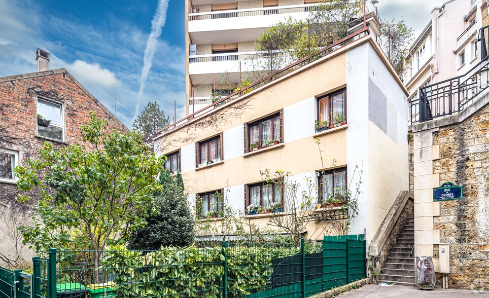 26 Rue De Crimée, Paris à vendre - Photo du bâtiment - Image 3 de 3
