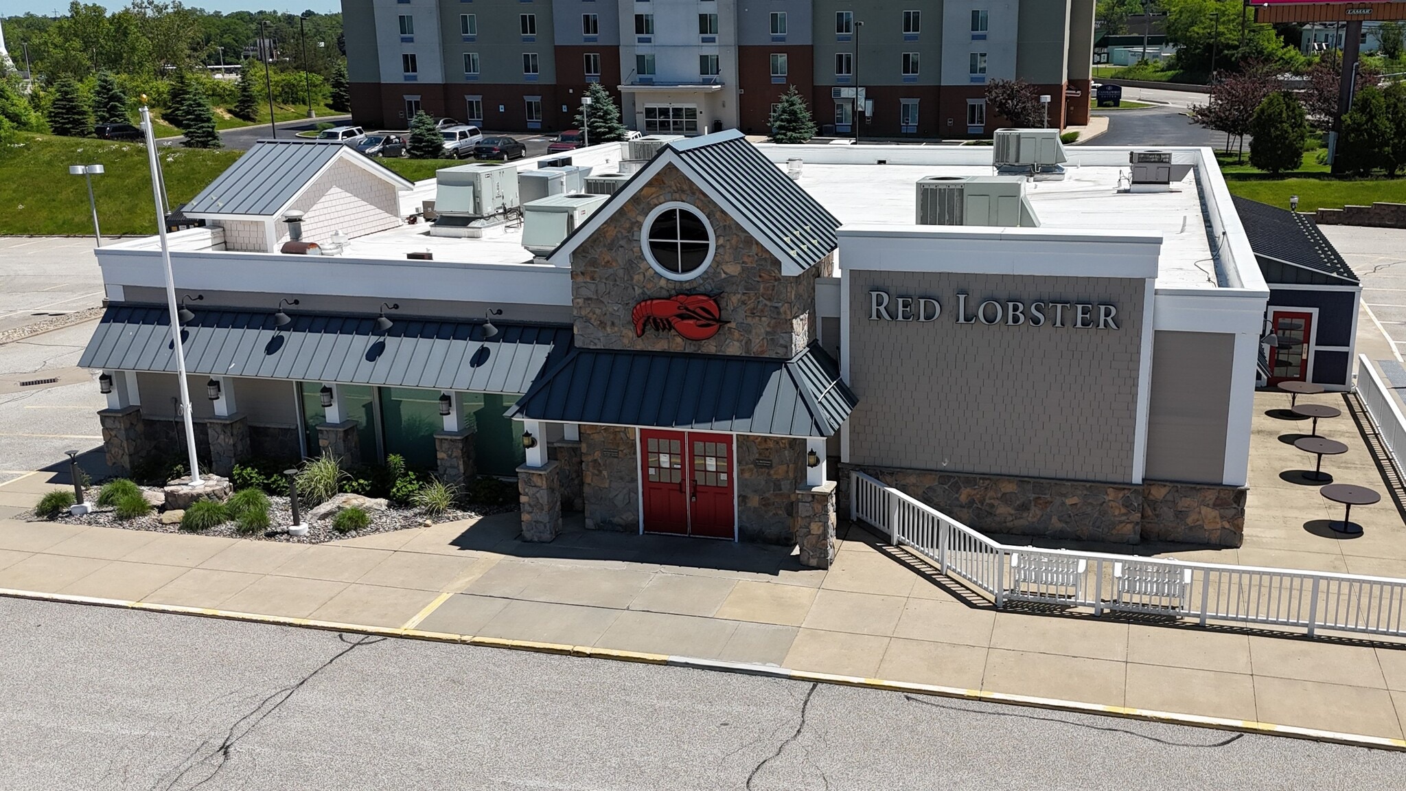 2040 Edinboro Rd, Erie, PA for lease Primary Photo- Image 1 of 6