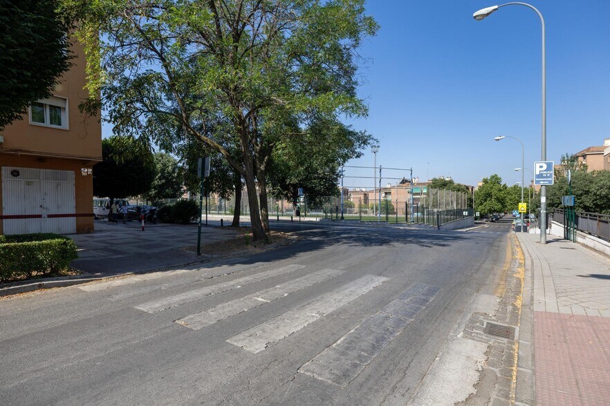 Calle San Federico, 1, Granada, Granada for sale - Building Photo - Image 2 of 23