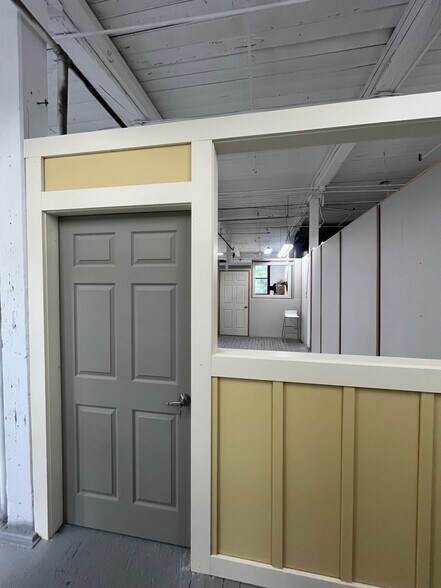 12 Dundee Park Dr, Andover, MA à louer - Photo intérieure - Image 3 de 18