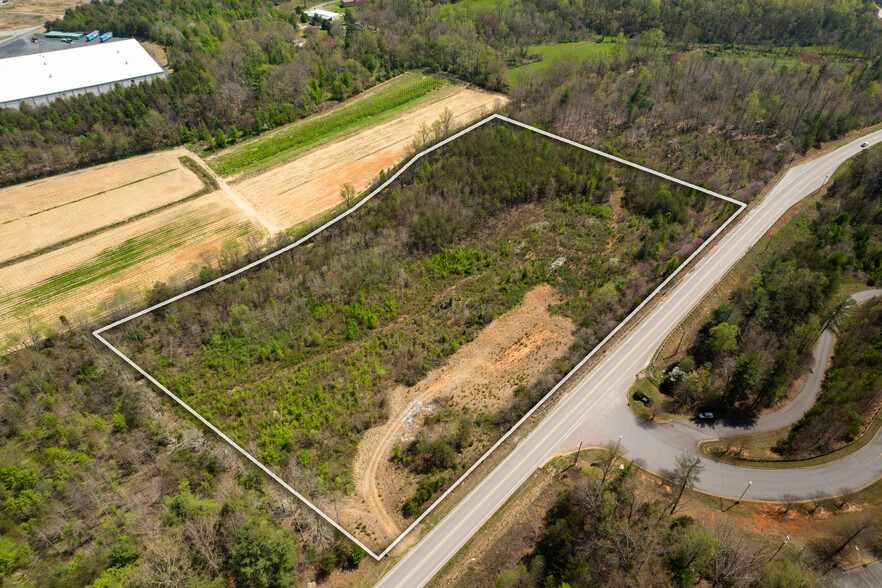 1566 Beecher Anderson, Lenoir, NC à vendre - A rien - Image 2 de 10