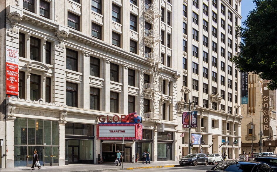 740-748 S Broadway, Los Angeles, CA à louer - Photo du bâtiment - Image 1 de 7
