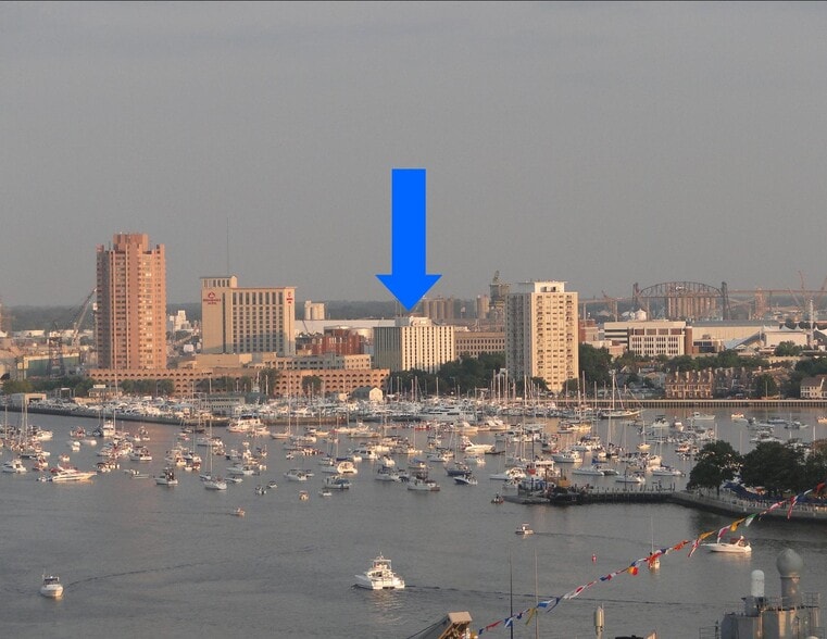 355 Crawford St, Portsmouth, VA for lease - Building Photo - Image 2 of 4