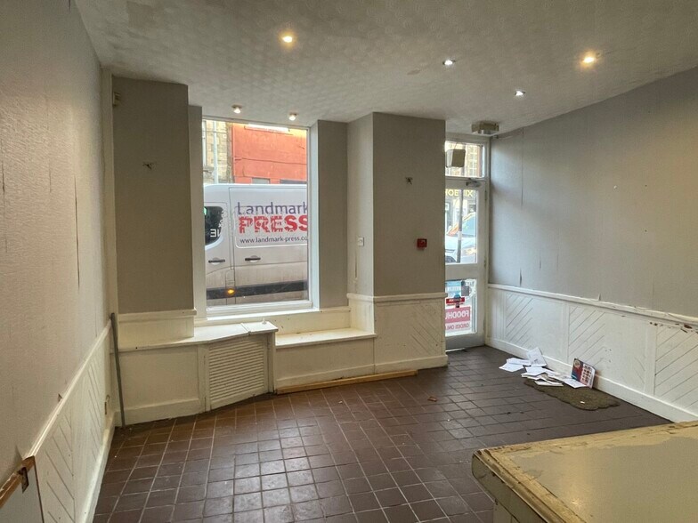 103-107 Academy St, Inverness à vendre - Photo du bâtiment - Image 3 de 8
