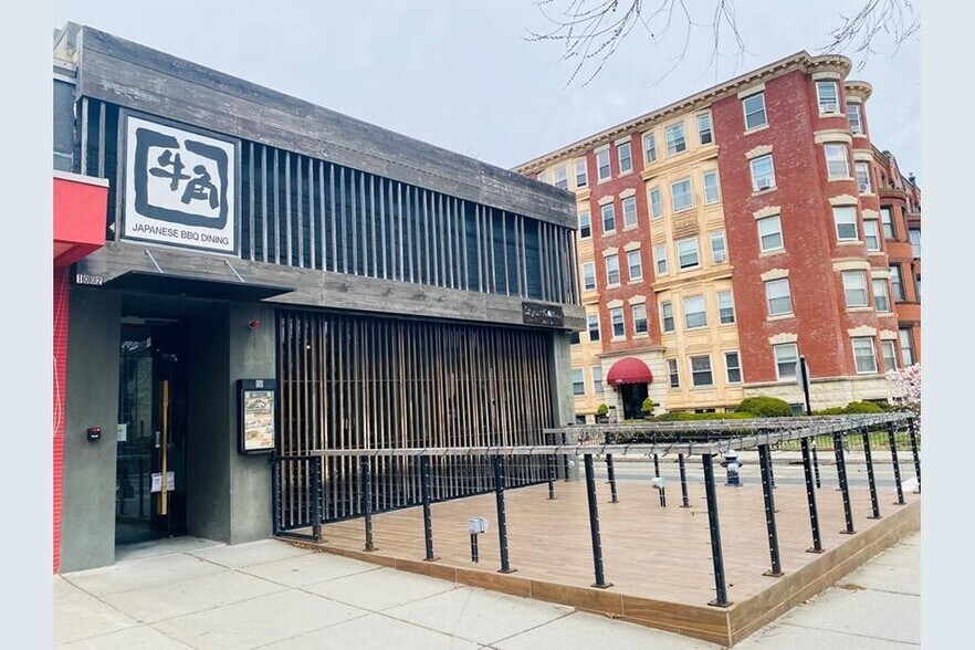 1002 Beacon St, Brookline, MA à vendre - Photo du bâtiment - Image 3 de 29