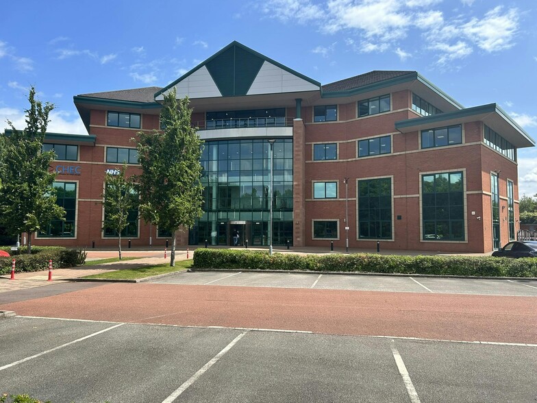 Lakeside Dr, Warrington à louer - Photo du bâtiment - Image 3 de 14