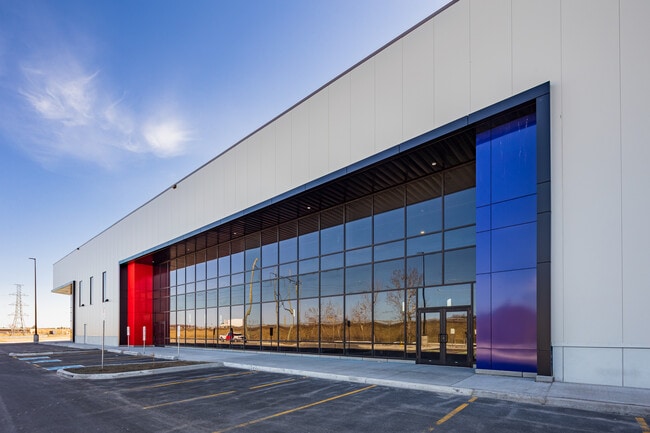 Plus de détails pour 4120 Russell Rd, Ottawa, ON - Industriel à louer