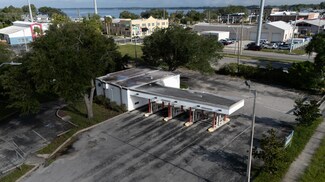 Plus de détails pour 200 S Bay St, Eustis, FL - Commerce de détail à vendre