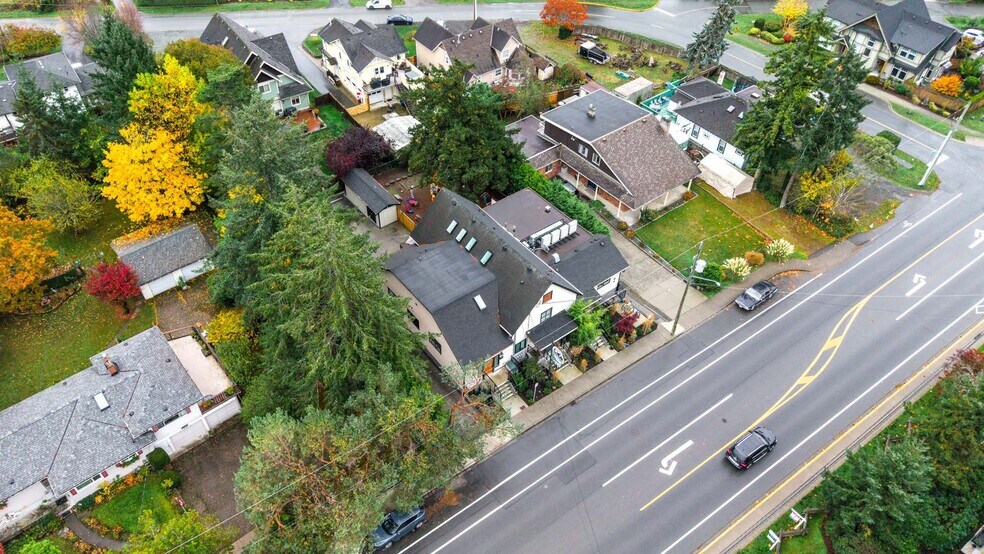 7925 E Saanich Rd, Capital, BC à vendre - Photo du bâtiment - Image 2 de 6