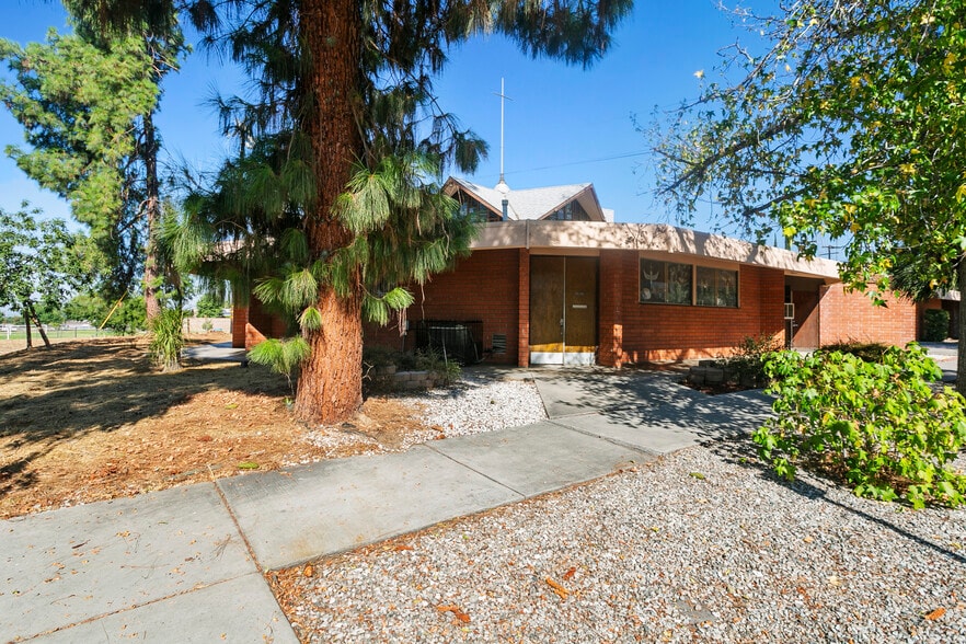 7070 Palm Ave, Highland, CA for sale - Primary Photo - Image 1 of 35