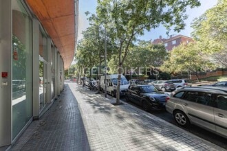 Office/Retail in Barcelona, Barcelona for lease Interior Photo- Image 2 of 30