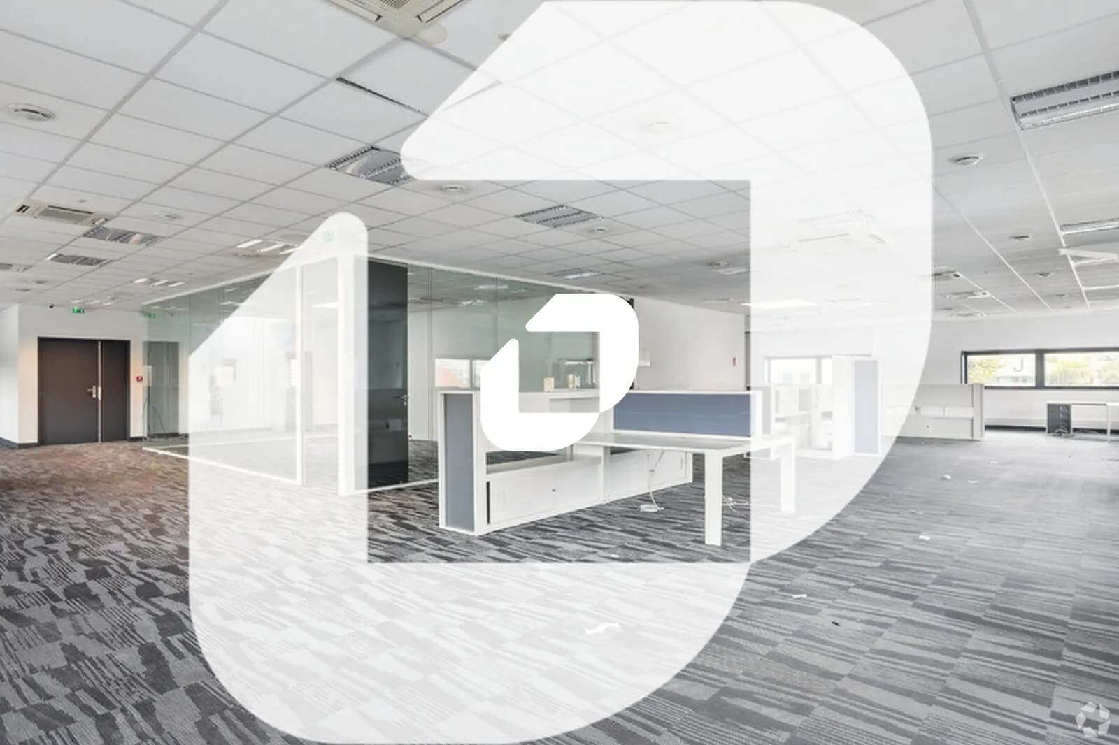 22 Rue Robert Witchitz, Ivry-sur-Seine for lease Interior Photo- Image 1 of 4