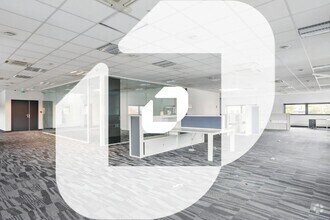 22 Rue Robert Witchitz, Ivry-sur-Seine for lease Interior Photo- Image 1 of 4