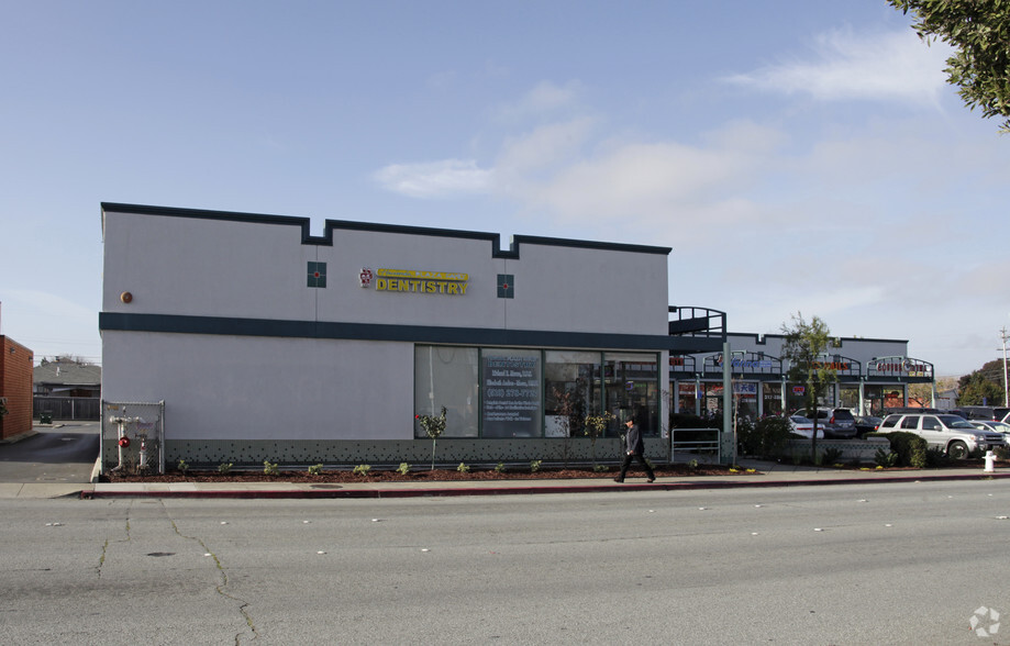 17735-17685 Hesperian Blvd, San Lorenzo, CA for lease - Building Photo - Image 2 of 4